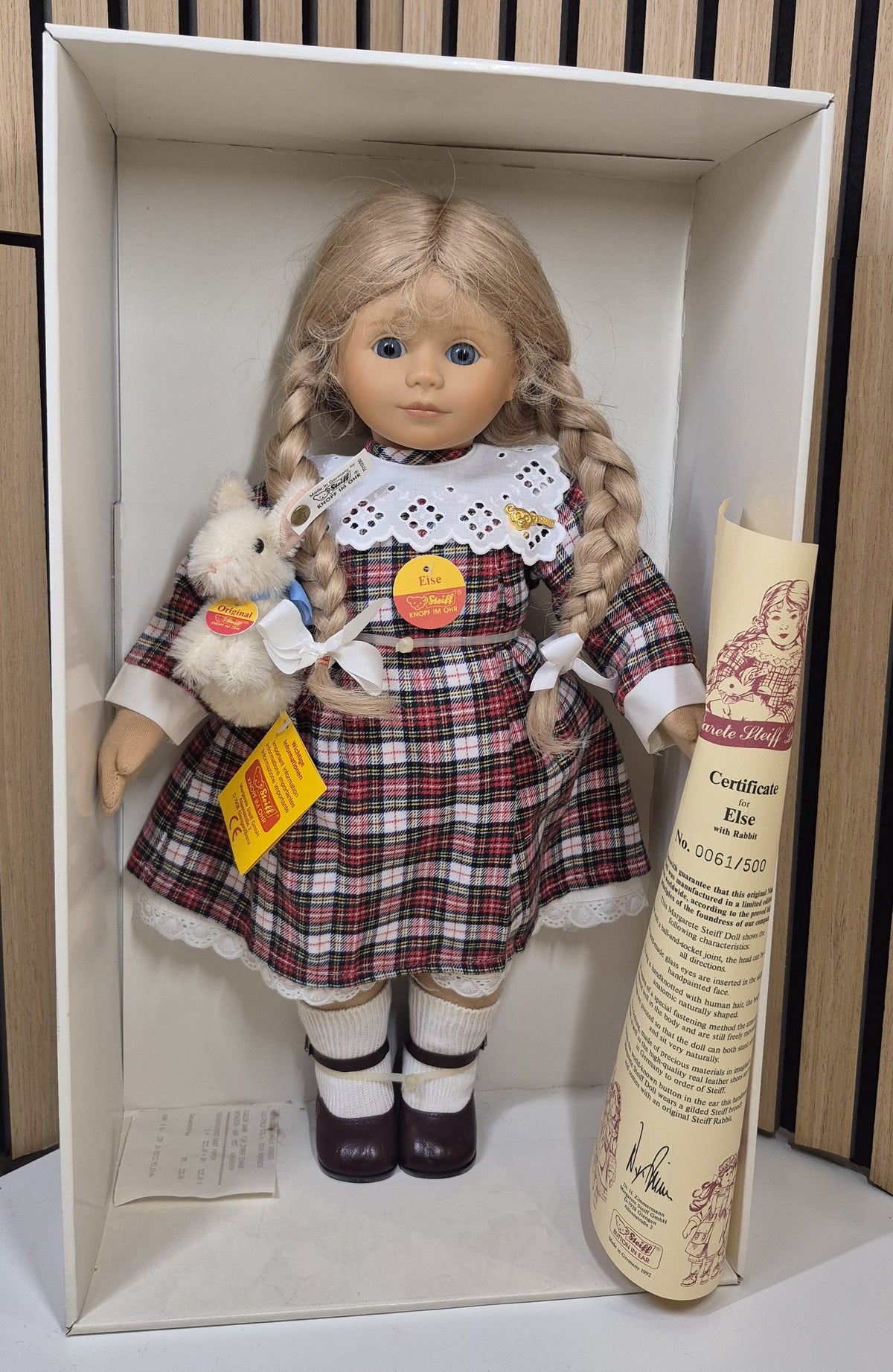 Steiff Puppe Else mit Häschen - 1992 - 43cm - (701030) - Neuwertig -