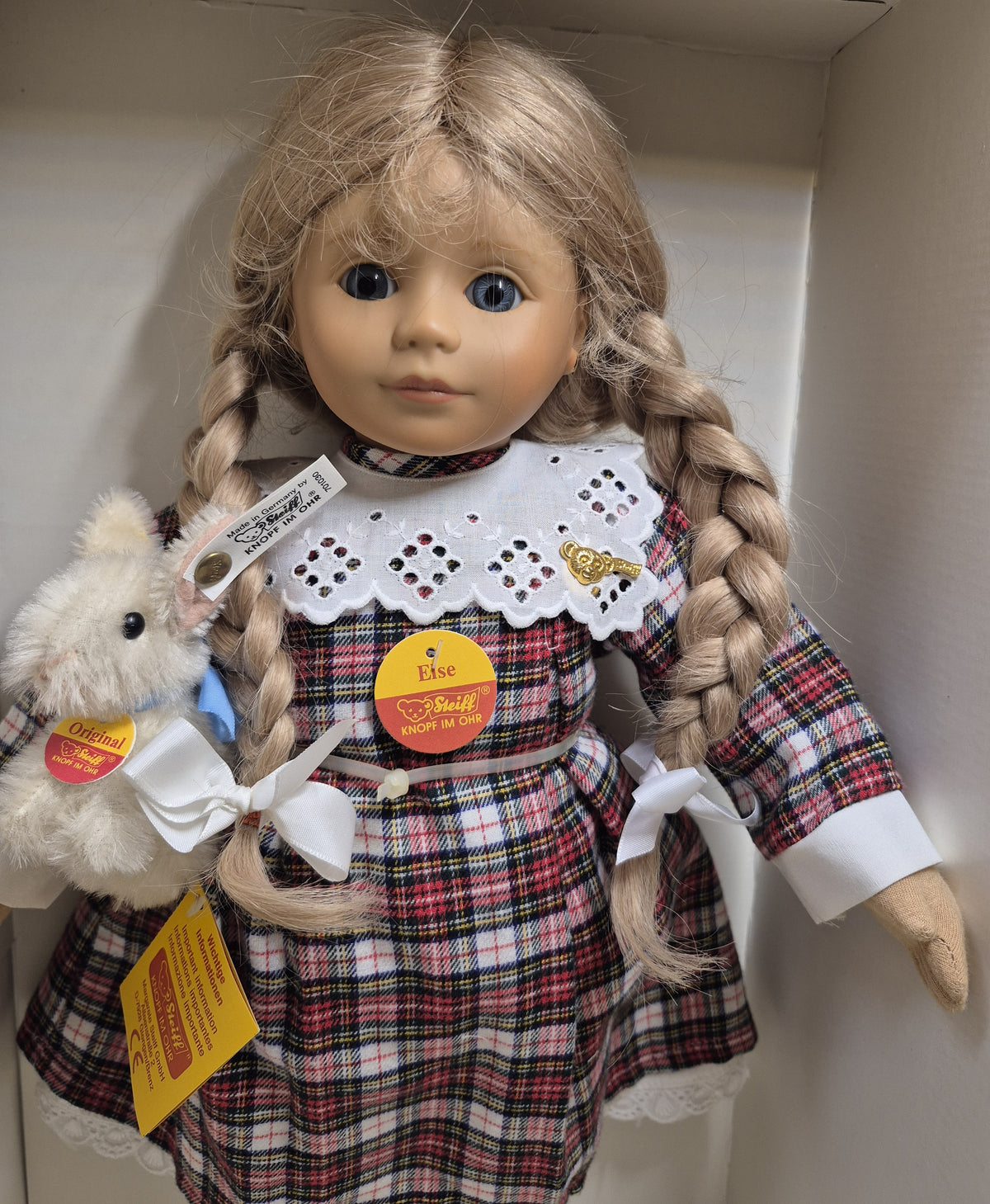 Steiff Puppe Else mit Häschen - 1992 - 43cm - (701030) - Neuwertig -